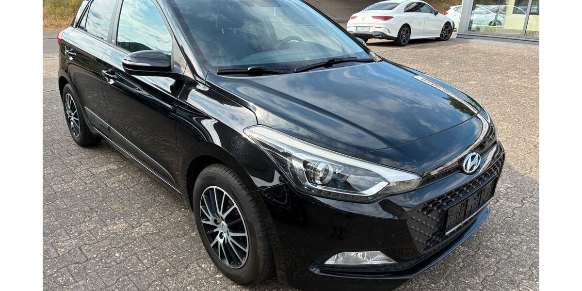Hyundai i20 100.000 km 7.880 &euro; Idar-Oberstein 55743