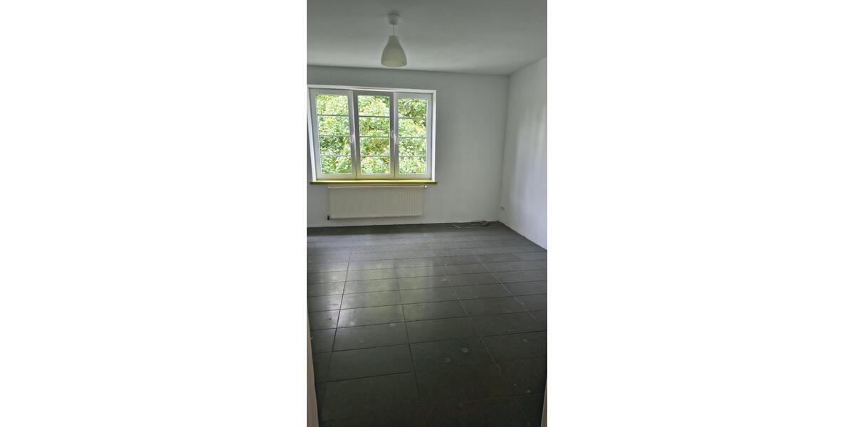 Etagenwohnung Hildesheim Himmelsthür - 6.5 Zimmer, 224 m&sup2;, 269.000&euro; | Angebot:26987181