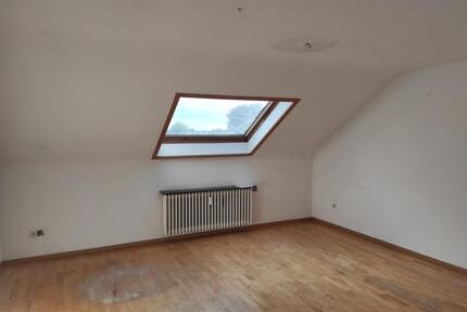 Schöne helle 2 Zimmer Wohnung KDB