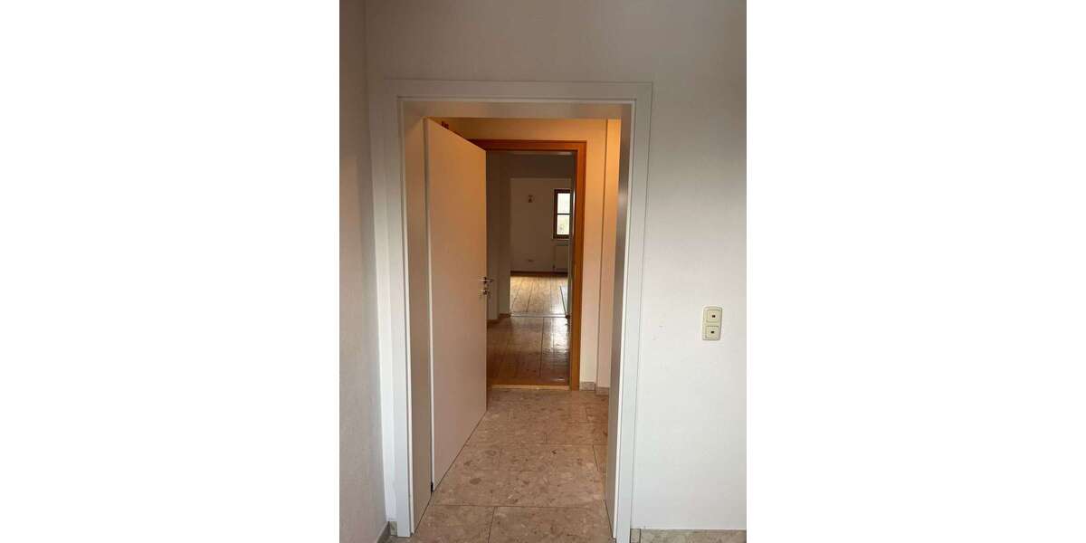 Etagenwohnung Vilshofen an der Donau - 2 Zimmer, 71 m&sup2;, 639&euro; | Angebot:26230956