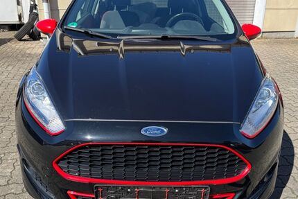 Ford Fiesta 135.000 km 5.999 € Pforzheim 75179