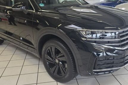 VW Touareg 14.436 km 59.970 &euro; Helmstedt 38350