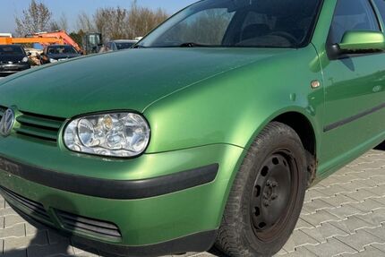 VW Golf 234.000 km 699 &euro; Oberkrämer 16727