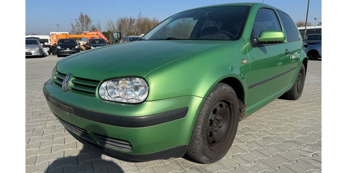 VW Golf 234.000 km 699 &euro; Oberkrämer 16727