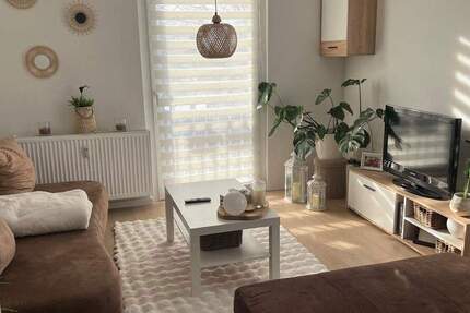 Hochwertig sanierte 2-Zimmer-Wohnung - 1. OG - 800 € KM - 2 zimmer