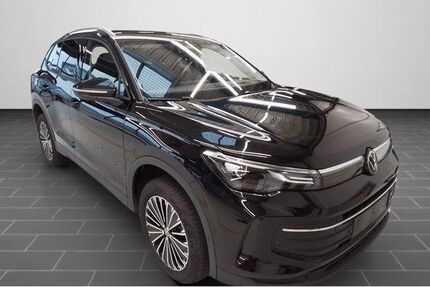 VW Tiguan 8.332 km 45.900 € Wiesbaden 65189