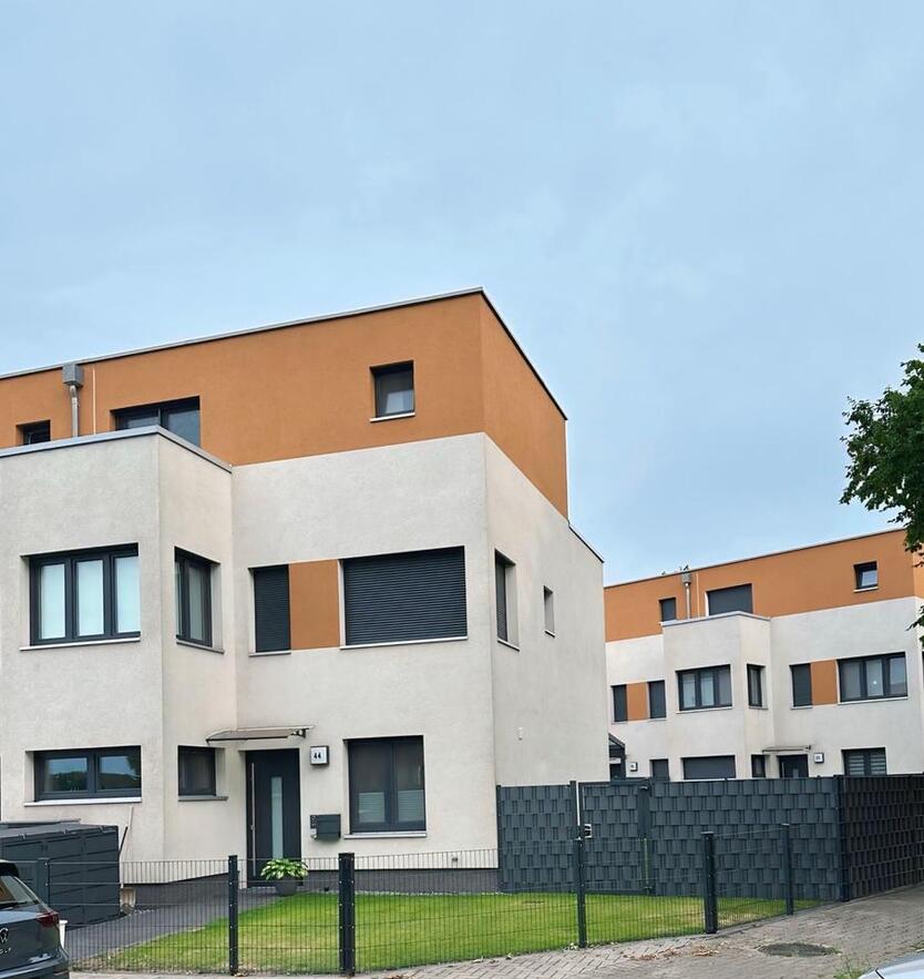 Reihenendhaus mit Garage
