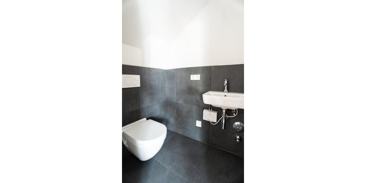 Dachgeschoßwohnung Zülpich - 2 Zimmer, 92 m&sup2;, 1.145&euro; | Angebot:24407606