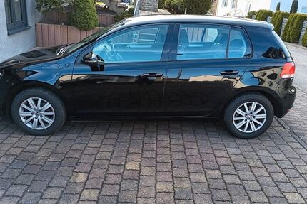 VW Golf 107.002 km 7.199 &euro; Hohenroda 36284