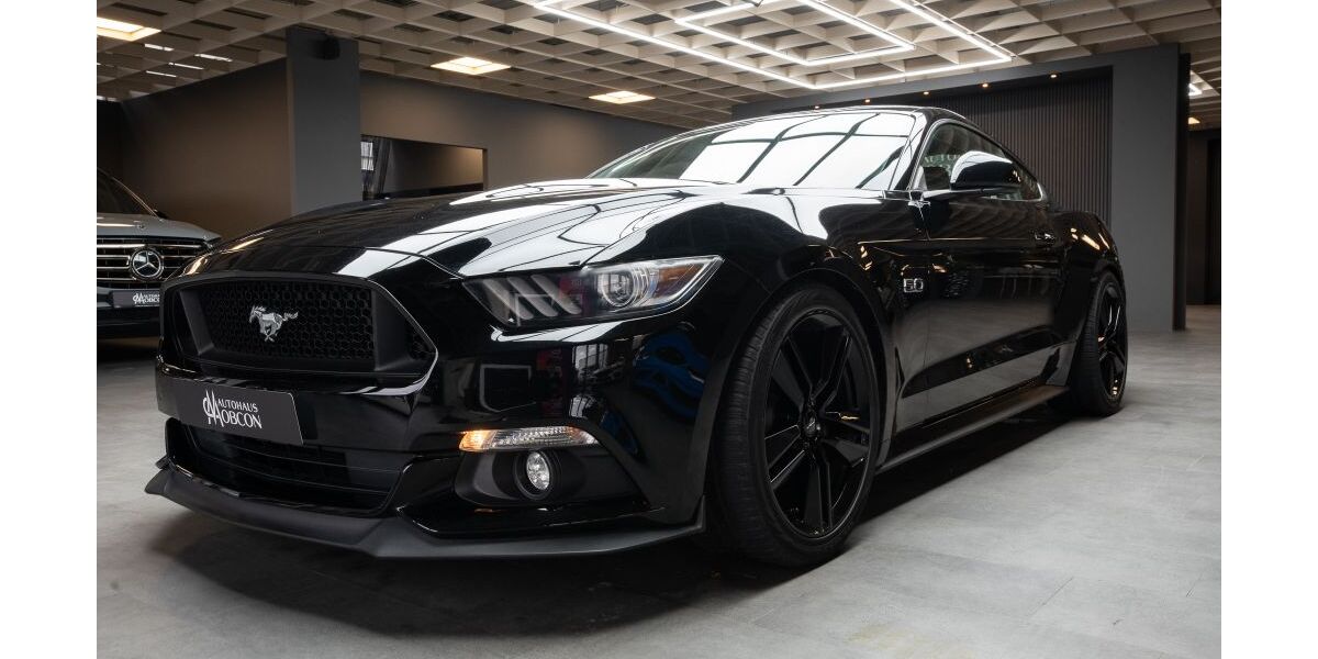 Ford Mustang 102.000 km 33.990 &euro; Remseck 71686