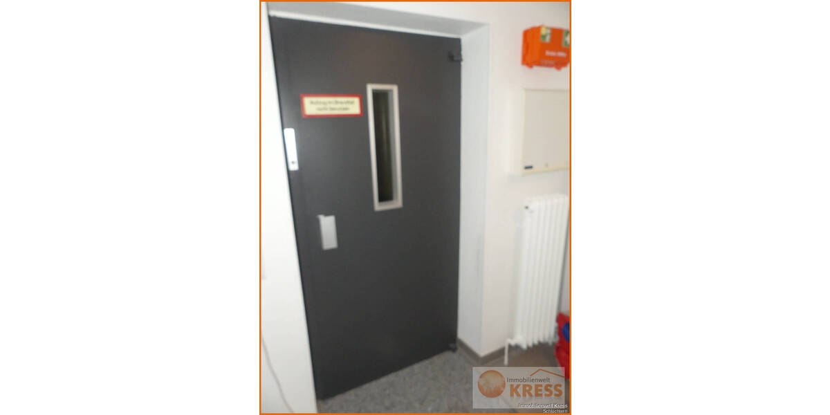 Ebenerdiges Ladenlokal, Büroräume im 1. OG, Lastenfahrstuhl, zentrale Innenstadtlage Hanau Stadt 1 zimmer