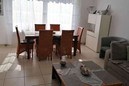 Wohnung Dinslaken Hiesfeld - 4.5 Zimmer, 93 m&sup2;, 215.000&euro; | Angebot:26788707