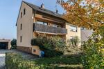 Schöne Wohnung mit Einbauküche in 6-Familienhaus in ruhiger Lage!