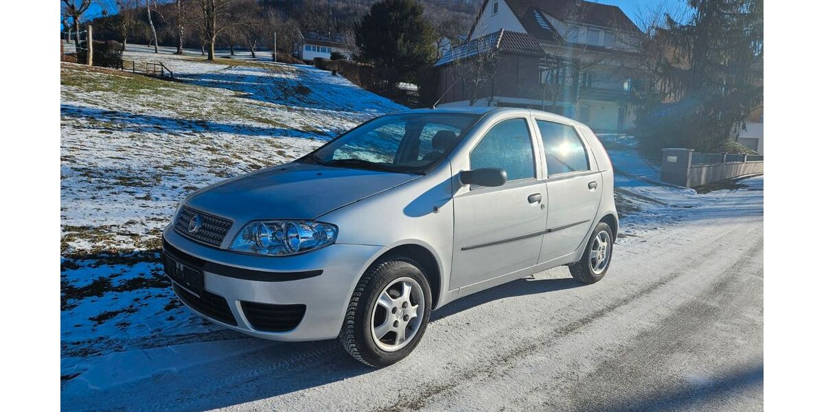 Fiat Punto 16.980 km 4.450 &euro; Deggingen 73326