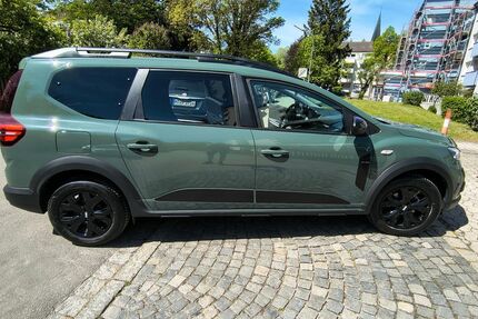 Dacia Jogger 16.600 km 19.500 &euro; München 81477
