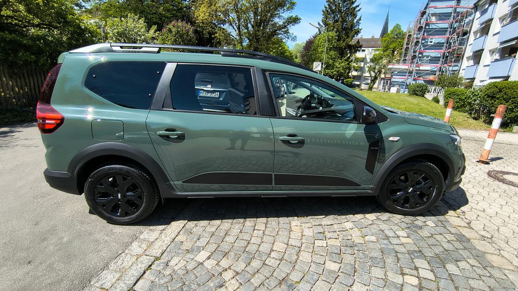 Dacia Jogger 16.600 km 19.500 &euro; München 81477