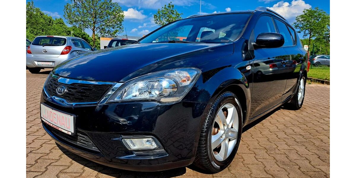 Kia ceed Sportswagon 118.293 km 3.999 &euro; Leipzig 04205