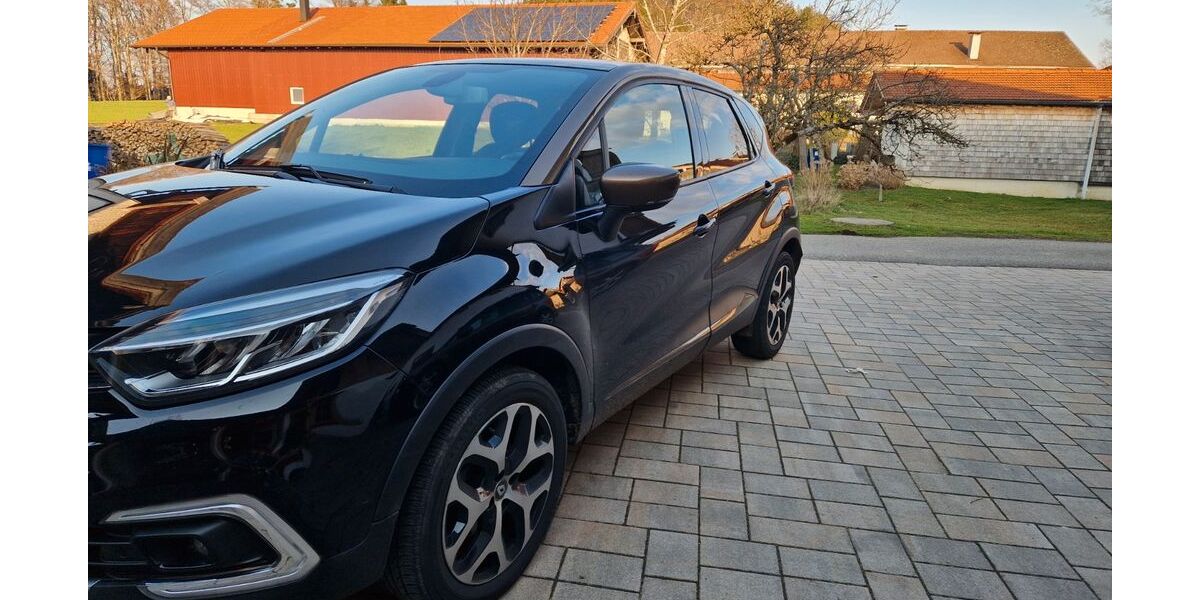 Renault Captur 83.100 km 10.200 &euro; Surberg 83362