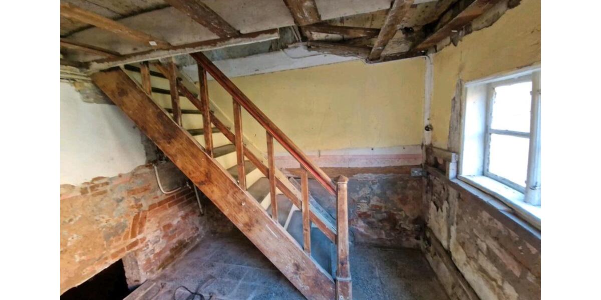 Einfamilienhaus Seehausen (Altmark) - 5 Zimmer, 100 m&sup2;, 29.000&euro; | Angebot:23057248