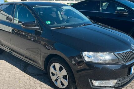 Skoda Rapid 146.700 km 6.490 &euro; Regensburg 93049