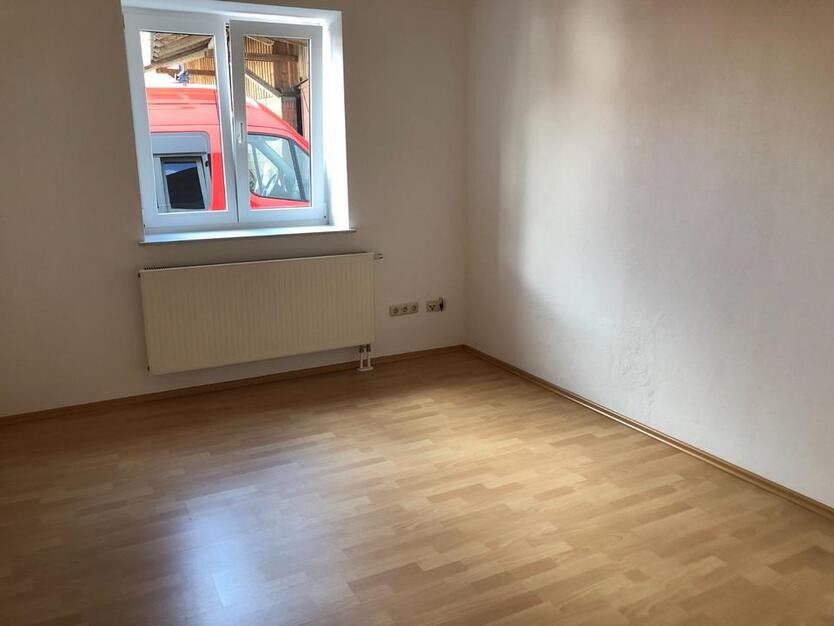 3-Zimmer-Wohnung mit Küche in 86853 Schwabmühlhausen zu mieten