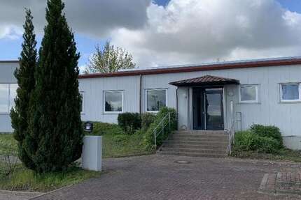 Halle in Rehna 19.168,80 € 2564.6 m²