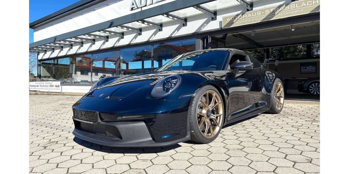 Porsche 992 1.900 km 218.900 &euro; Strasslach 82064