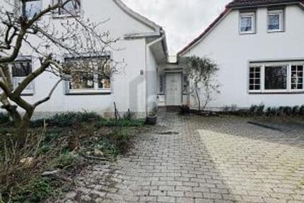 CHARMANTES HAUS MIT VIEL POTENZIAL - Haus Wilhelmshaven Altengroden | Angebot:26055895