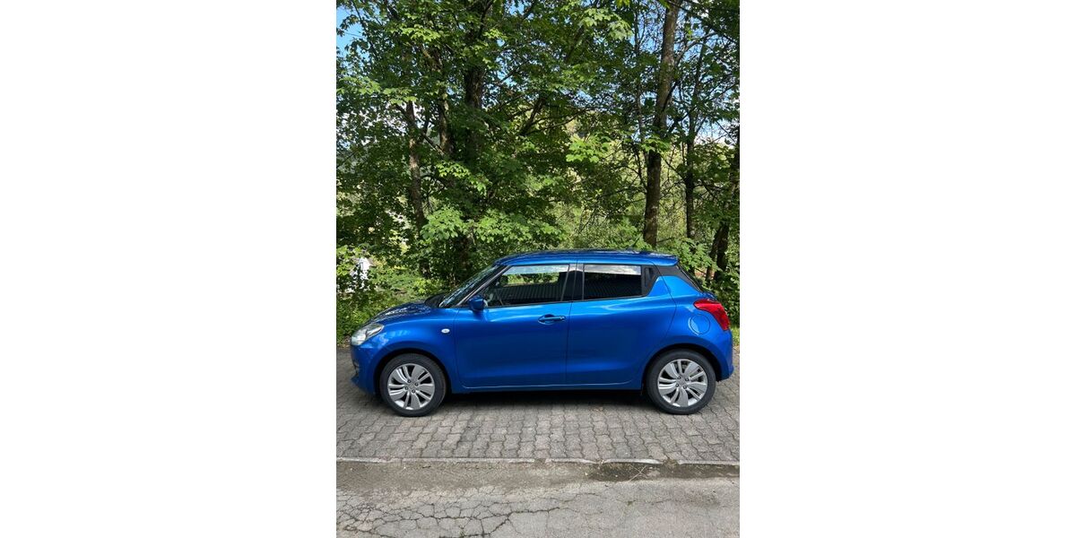 Suzuki Swift 120.500 km 9.500 &euro; Winterberg 59955