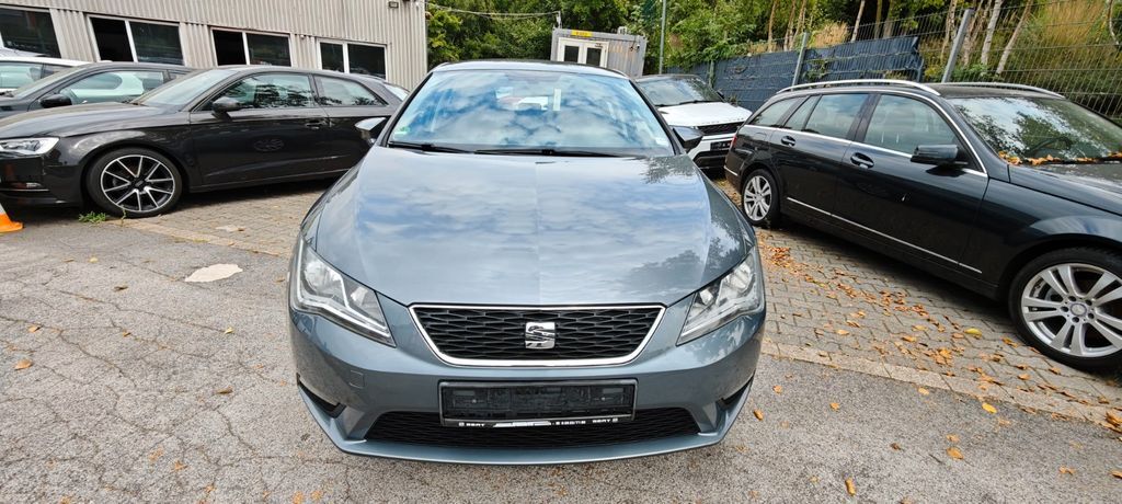 Seat Leon 92.148 km 8.700 € Essen 45356