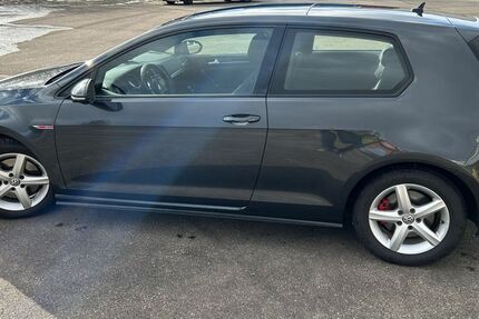 VW Golf 98.500 km 14.500 &euro; Syrgenstein 89428