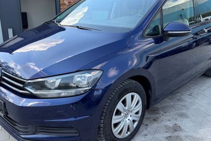 VW Touran 294.000 km 8.990 &euro; Ingolstadt 85055