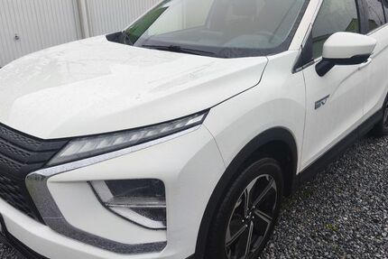 Mitsubishi Eclipse Cross 131.000 km 16.300 € Solingen 42651