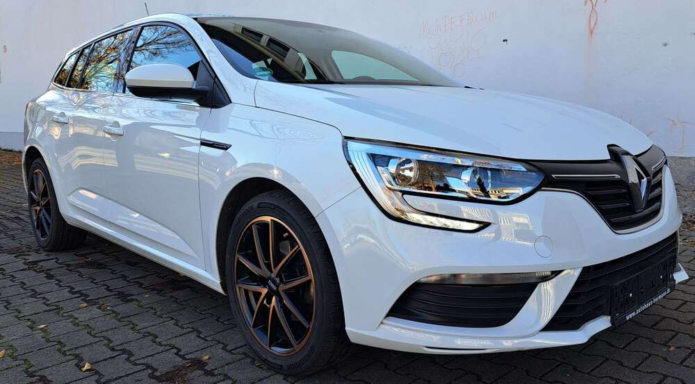 Renault Megane 121.362 km 9.200 &euro; Erfurt 99096