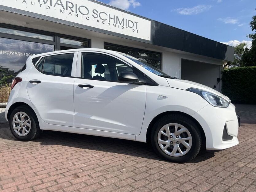i10