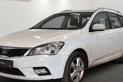 Kia ceed Sportswagon 206.116 km 2.499 € Berlin 12681