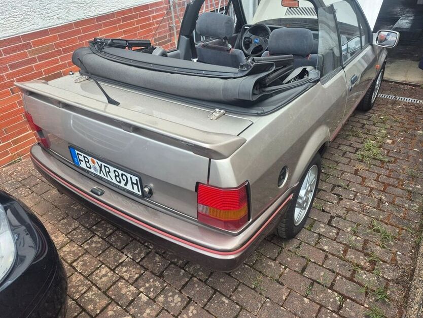 Escort