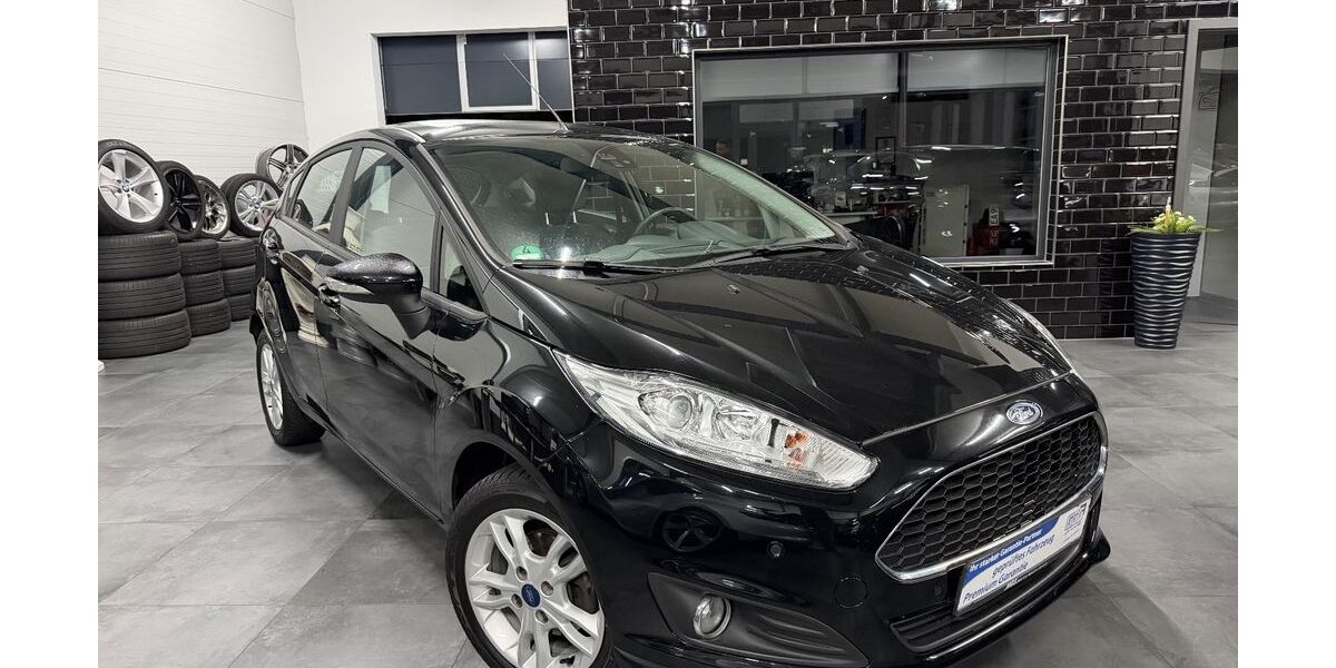 Ford Fiesta 73.000 km 7.999 &euro; Weiden 92637