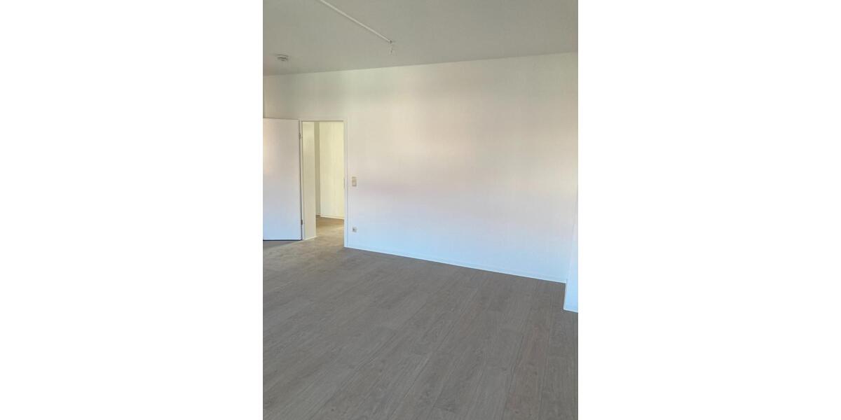 Etagenwohnung Torgau - 2 Zimmer, 64 m&sup2;, 642&euro; | Angebot:24244199