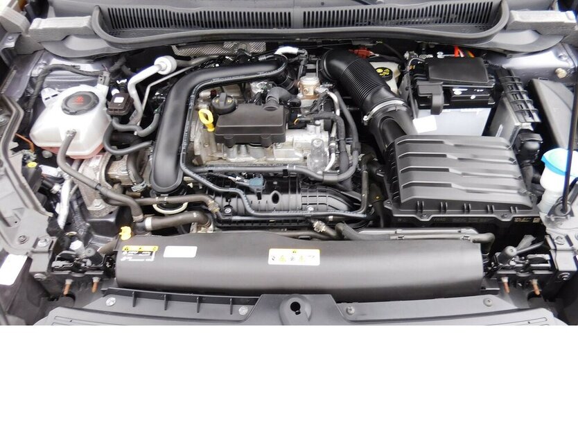 VW Taigo 1.0 TSI BMT Klima Navi ALU 27.600 km 16.390 € Vordorf 38533