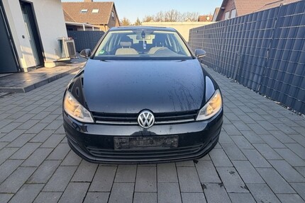 VW Golf 232.000 km 6.499 &euro; Bergkamen 59192