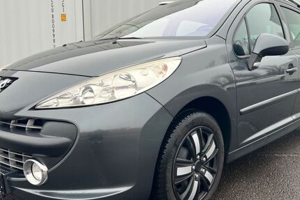 Peugeot 207 182.000 km 1.699 &euro; Berlin 12057