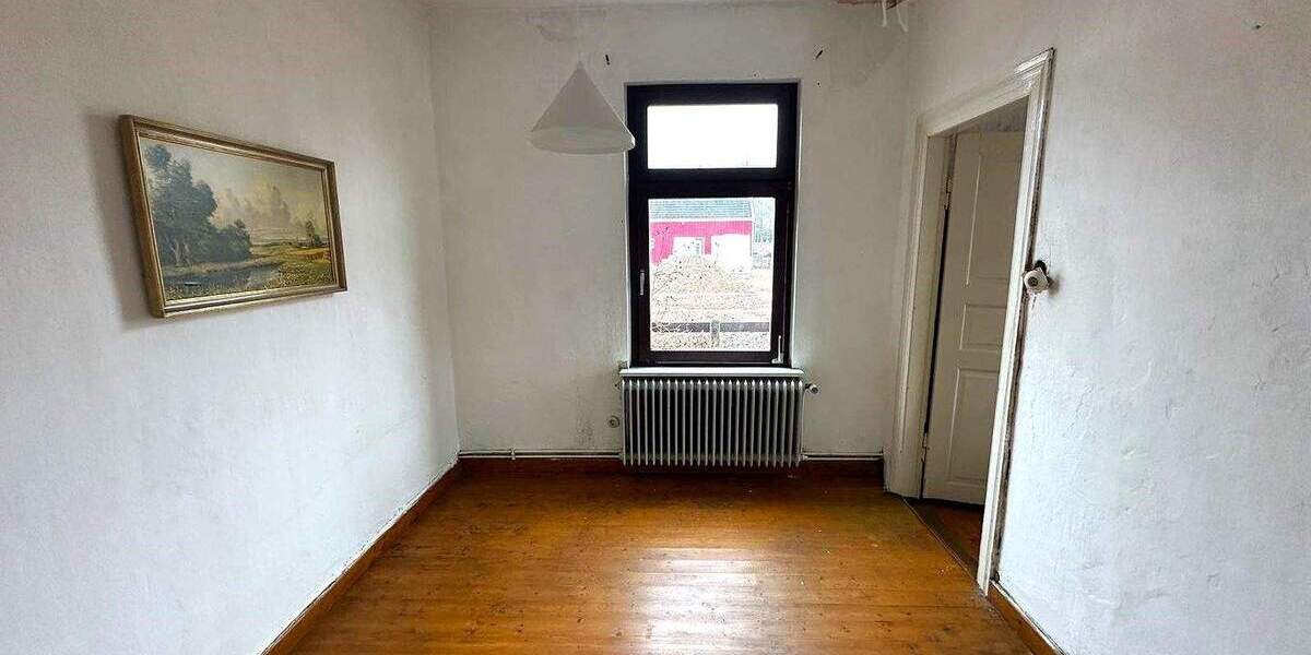 Einfamilienhaus Brake - 6 Zimmer, 150 m&sup2;, 129.000&euro; | Angebot:25227769