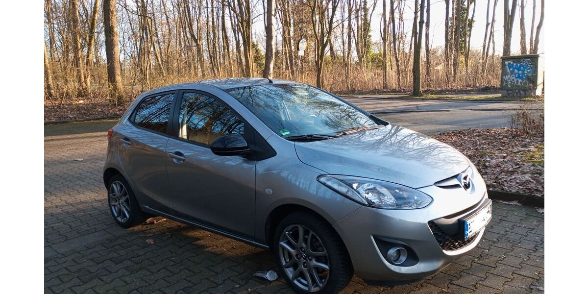 Mazda 2 24.000 km 7.190 &euro; Gelsenkirchen 45891