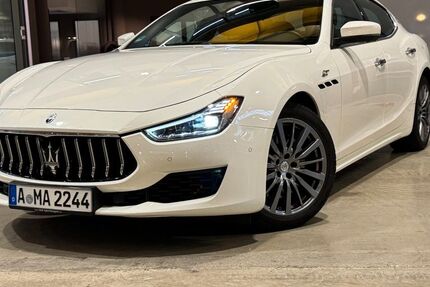 Maserati Ghibli 44.500 km 46.800 € München 80939