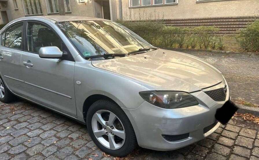 Mazda 3 159.585 km 1.899 € Berlin 12489