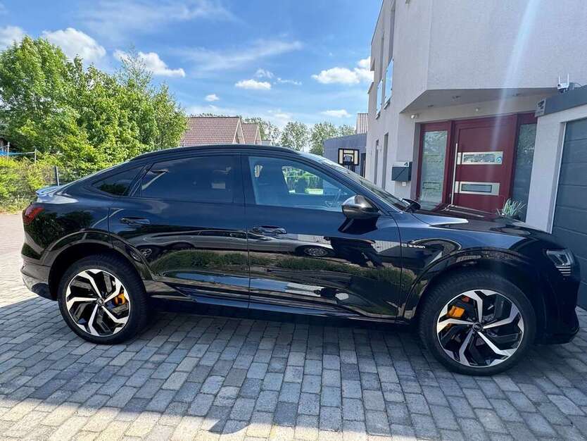 e-tron