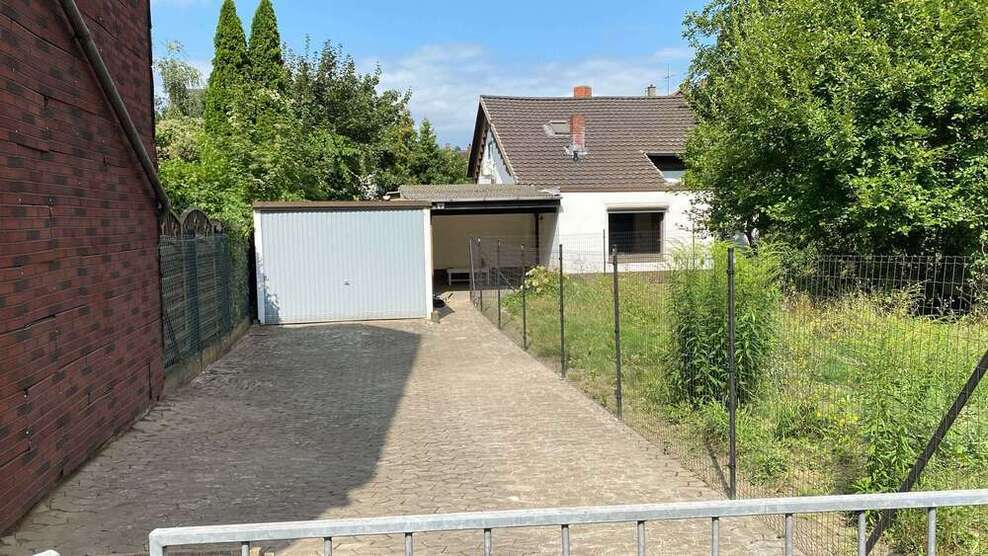 Haus zum Kaufen in Peine 215.000 € 168 m²