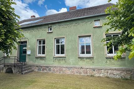 Haus Karstädt - 6 Zimmer, 222 m&sup2;, 149.000&euro; | Angebot:26854786