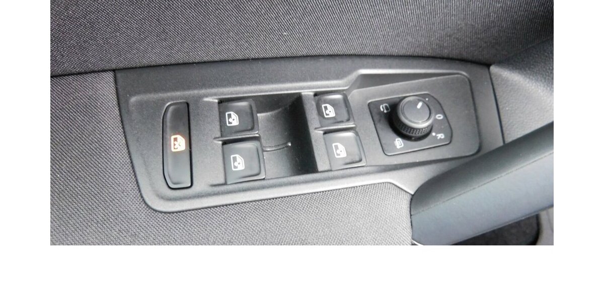 VW Tiguan 1.5 Move Klima TSI Navi 35.900 km 23.990 &euro; Vordorf 38533